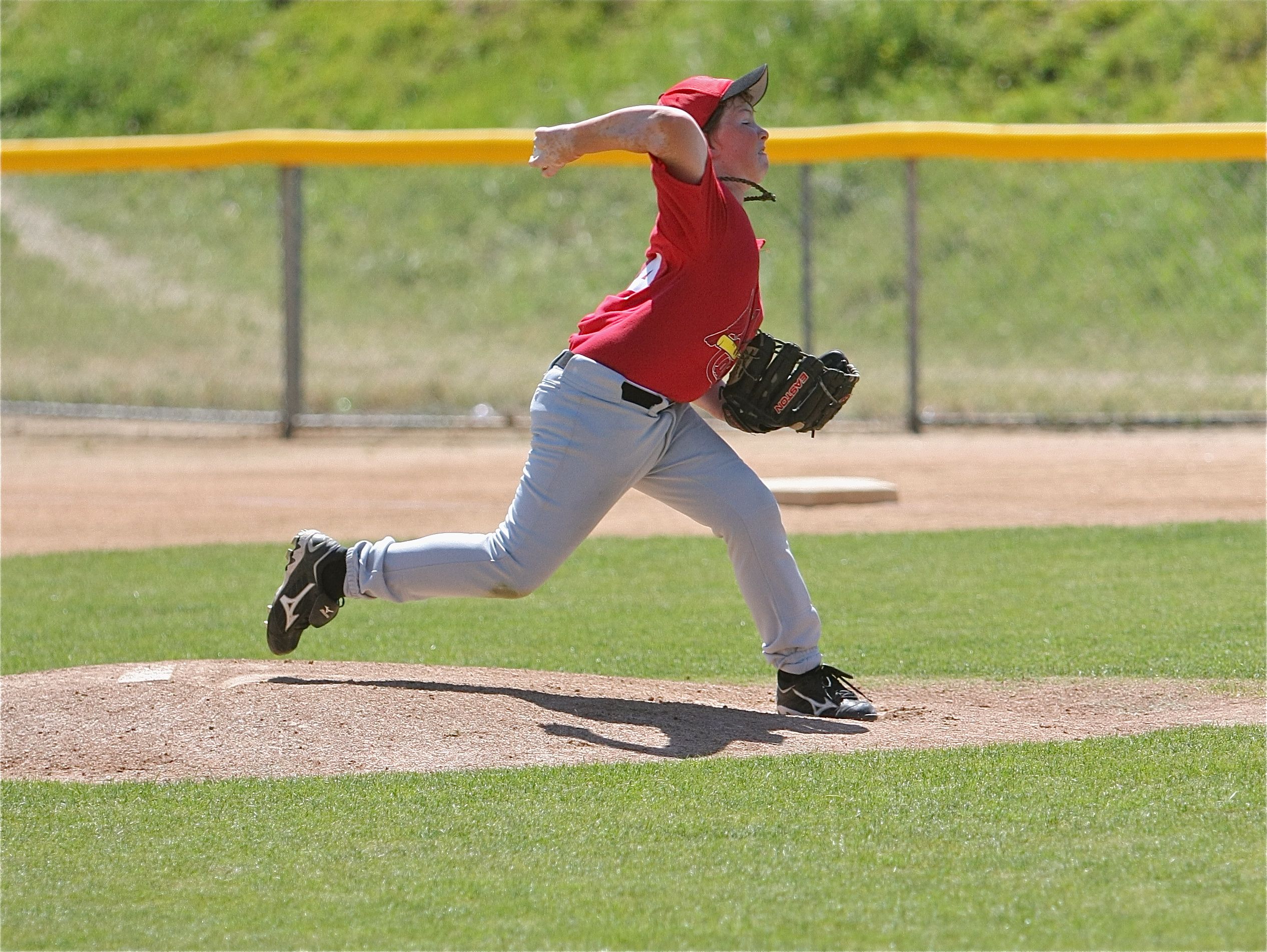 Little League pitching tips for pitchers image